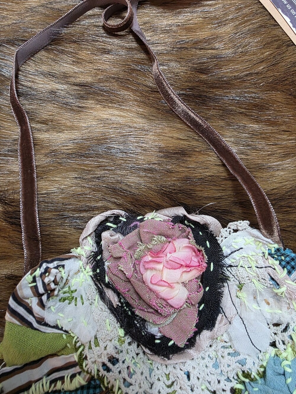 JABOT🩷MOSSIE ANNA ARTISAN DESIGN🩷OOAK NWT🩷VINTAGE TEXTILES - Picture 9 of 15